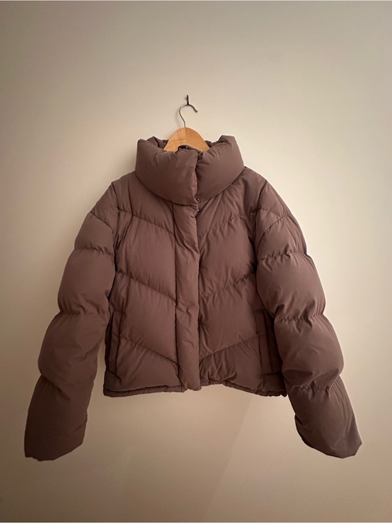 Wilfred Jackets & Blazers - Wilfred Cropped Puffer Jacket in grey pink